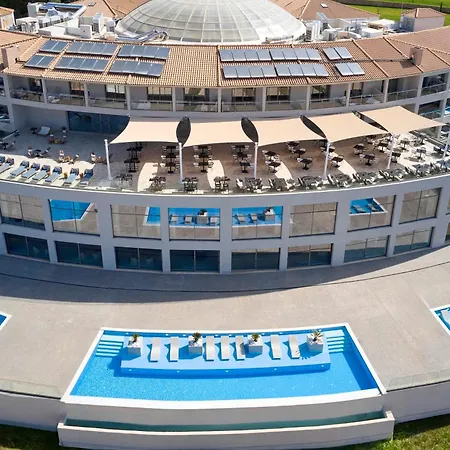 Ajul Luxury & Resort, A Registry Collection Hotel