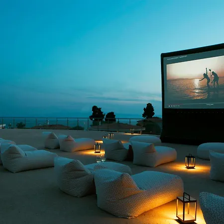 Zeus Eleva Ajul Hotel