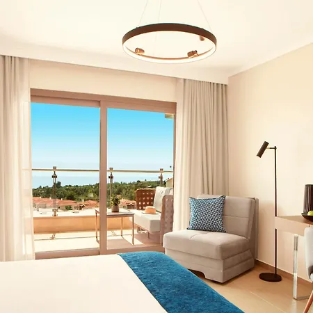 Hotel Zeus Eleva Ajul