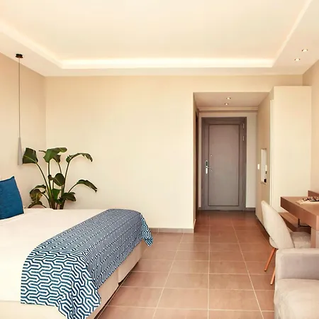 Zeus Eleva Ajul 5* 아기아 파라스케비