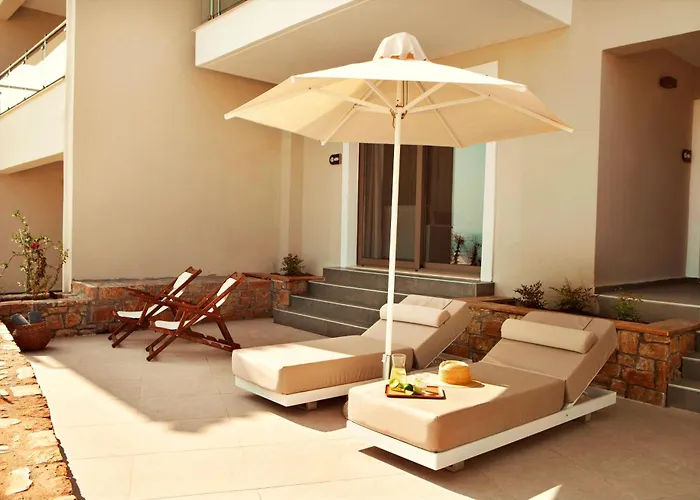 Zeus Eleva Ajul Hotell